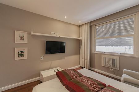 Apartamento à venda com 286m², 3 quartos e 1 vaga Apartamento à venda com 286m², 3 quartos e 1 vagaQuarto 2