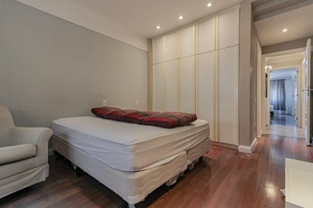 Apartamento à venda com 286m², 3 quartos e 1 vaga Apartamento à venda com 286m², 3 quartos e 1 vagaQuarto 2