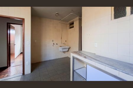 Apartamento para alugar com 127m², 3 quartos e 2 vagas Apartamento para alugar com 127m², 3 quartos e 2 vagasCozinha e Área de Serviço
