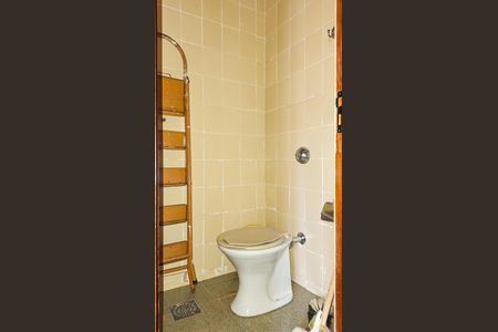 Apartamento para alugar com 127m², 3 quartos e 2 vagas Apartamento para alugar com 127m², 3 quartos e 2 vagasLavabo