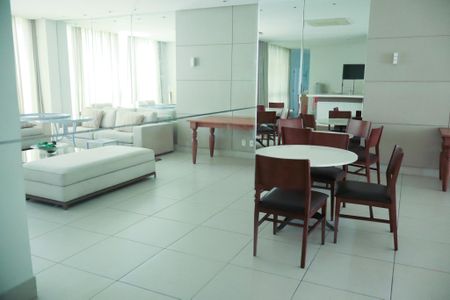Apartamento para alugar com 47m², 1 quarto e 1 vaga Apartamento para alugar com 47m², 1 quarto e 1 vagaÁrea comum - Salão de festas