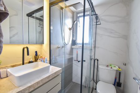 Apartamento à venda com 84m², 2 quartos e 1 vagaBanheiro da suíte