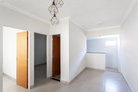 Sala de casa à venda com 2 quartos, 65m² em Venda Nova, Belo Horizonte