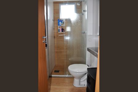 Apartamento à venda com 45m², 2 quartos e 1 vaga Apartamento à venda com 45m², 2 quartos e 1 vagaDetalhe - Banheiro Social