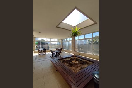 Apartamento à venda com 65m², 2 quartos e 1 vagaÁrea comum