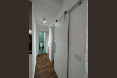 Apartamento à venda com 65m², 2 quartos e 1 vagaCorredor