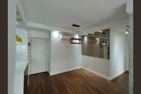 Apartamento à venda com 65m², 2 quartos e 1 vagaSala 