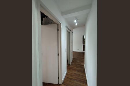 Apartamento à venda com 65m², 2 quartos e 1 vagaCorredor