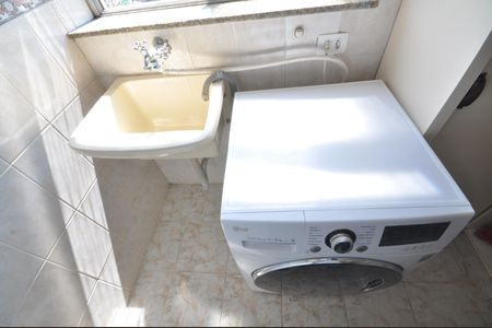 Apartamento para alugar com 63m², 2 quartos e 1 vagaÁrea de Serviço