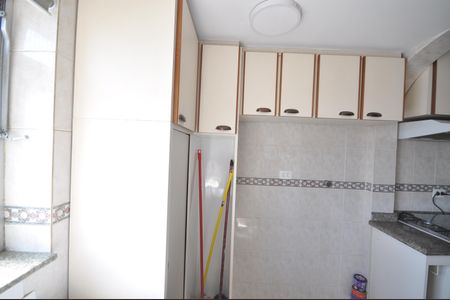 Apartamento para alugar com 63m², 2 quartos e 1 vagaÁrea de Serviço