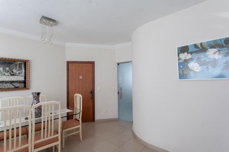 Apartamento à venda com 128m², 3 quartos e 2 vagas Apartamento à venda com 128m², 3 quartos e 2 vagasSala