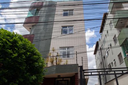 Apartamento à venda com 128m², 3 quartos e 2 vagas Apartamento à venda com 128m², 3 quartos e 2 vagasPlaquinha Instalada