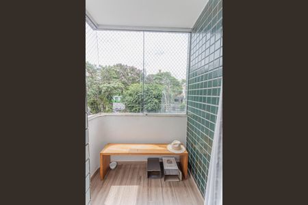 Apartamento à venda com 180m², 3 quartos e 2 vagas Apartamento à venda com 180m², 3 quartos e 2 vagasVaranda da Suíte