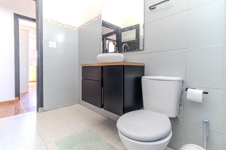 Apartamento para alugar com 70m², 1 quarto e sem vagaBanheiro