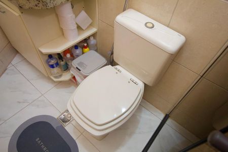 Apartamento à venda com 78m², 2 quartos e 2 vagasBanheiro Social