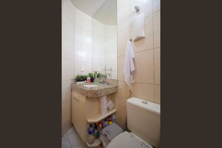 Apartamento à venda com 78m², 2 quartos e 2 vagasBanheiro Social