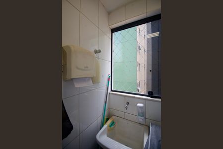 Apartamento à venda com 78m², 2 quartos e 2 vagasCozinha e Área de Serviço