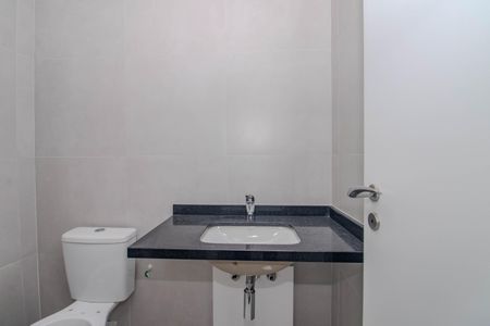 Apartamento à venda com 65m², 2 quartos e 1 vaga Apartamento à venda com 65m², 2 quartos e 1 vagaBanheiro da Suíte