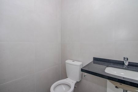 Apartamento à venda com 65m², 2 quartos e 1 vaga Apartamento à venda com 65m², 2 quartos e 1 vagaBanheiro da Suíte