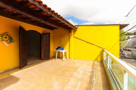 Varanda  de casa para alugar com 2 quartos, 162m² em Vila Regina, São Paulo
