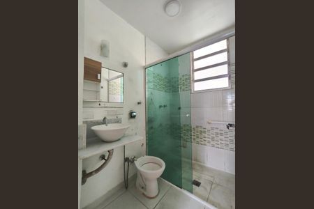 Apartamento à venda com 50m², 2 quartos e sem vaga Apartamento à venda com 50m², 2 quartos e sem vagaBanheiro Corredor