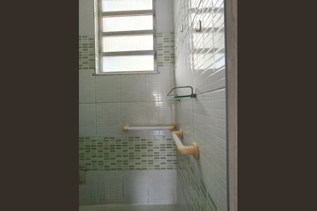 Apartamento à venda com 50m², 2 quartos e sem vaga Apartamento à venda com 50m², 2 quartos e sem vagaBanheiro Corredor