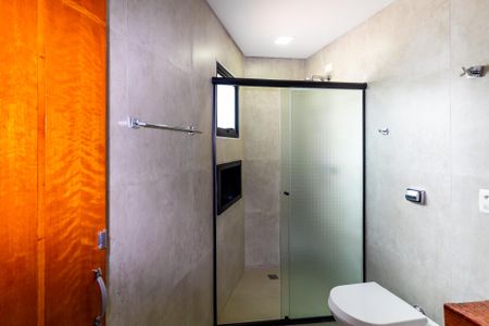 Apartamento à venda com 129m², 3 quartos e 4 vagasBanheiro 2