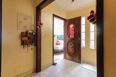 Casa à venda com 250m², 4 quartos e 3 vagasCorredor Entrada