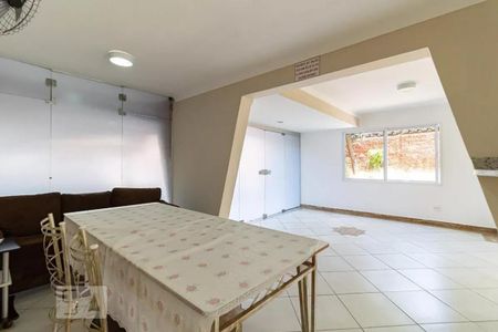 Apartamento à venda com 55m², 2 quartos e 1 vaga Apartamento à venda com 55m², 2 quartos e 1 vagaÁrea comum - Salão de festas
