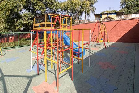 Apartamento à venda com 55m², 2 quartos e 1 vaga Apartamento à venda com 55m², 2 quartos e 1 vagaÁrea comum - Playground