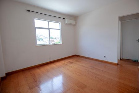 Sala de apartamento para alugar com 2 quartos, 55m² em Vila da Penha, Rio de Janeiro