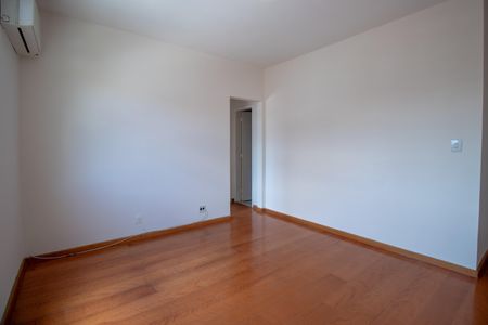 Sala de apartamento para alugar com 2 quartos, 55m² em Vila da Penha, Rio de Janeiro