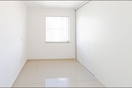 Quarto 2 de apartamento para alugar com 2 quartos, 55m² em Castelo, Belo Horizonte