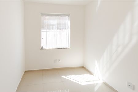 Quarto 1 de apartamento para alugar com 2 quartos, 55m² em Castelo, Belo Horizonte