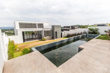 Casa de condomínio para alugar com 370m², 4 quartos e 6 vagasPiscina
