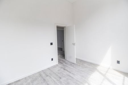 Casa de condomínio para alugar com 370m², 4 quartos e 6 vagasSuíte 4