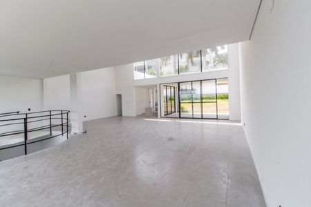 Casa de condomínio para alugar com 370m², 4 quartos e 6 vagasSala 