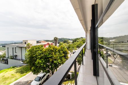 Sacada de casa de condomínio para alugar com 4 quartos, 370m² em Alphaville, Santana de Parnaíba