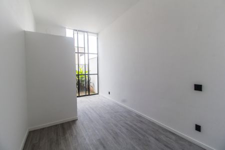 Casa de condomínio para alugar com 370m², 4 quartos e 6 vagasSuíte 2