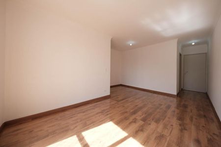 Sala de apartamento para alugar com 3 quartos, 65m² em Vila Araguaia, São Paulo