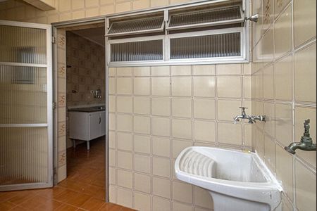 Apartamento à venda com 85m², 2 quartos e 1 vaga Apartamento à venda com 85m², 2 quartos e 1 vagaárea de serviço_4