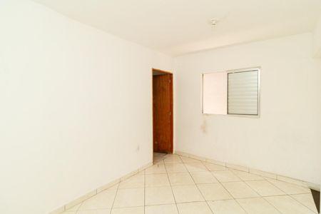 Sala de casa para alugar com 1 quarto, 250m² em Vila Nova Galvão, São Paulo