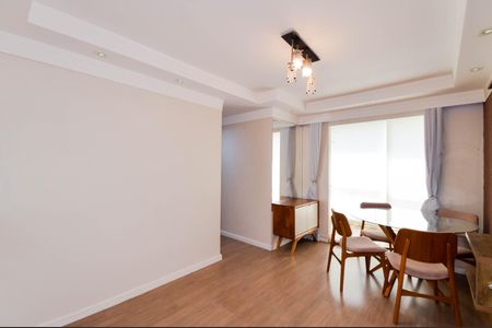 Sala de apartamento para alugar com 3 quartos, 61m² em Vila Endres, Guarulhos