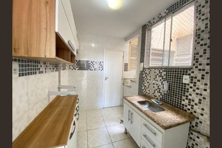 Apartamento à venda com 55m², 2 quartos e sem vagaCozinha e Área de Serviço
