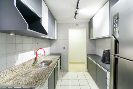 Apartamento para alugar com 72m², 3 quartos e 2 vagasCozinha