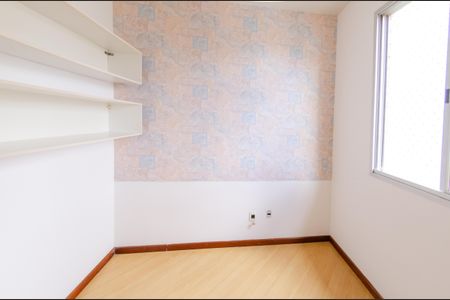 Quarto 1 de apartamento para alugar com 3 quartos, 90m² em Buritis, Belo Horizonte