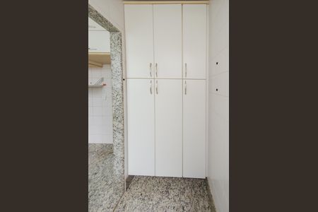 Apartamento para alugar com 90m², 3 quartos e 1 vagaÁrea de serviço