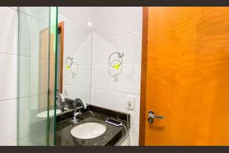 Casa de condomínio para alugar com 73m², 2 quartos e 2 vagasBanheiro da Suíte 2