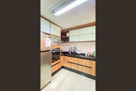 Casa de condomínio para alugar com 73m², 2 quartos e 2 vagasCozinha