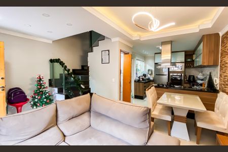 Casa de condomínio para alugar com 73m², 2 quartos e 2 vagasSala